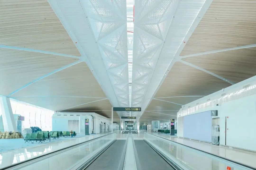 喜訊！中裝建設(shè)再添9項(xiàng)中國(guó)建筑工程裝飾獎(jiǎng)！